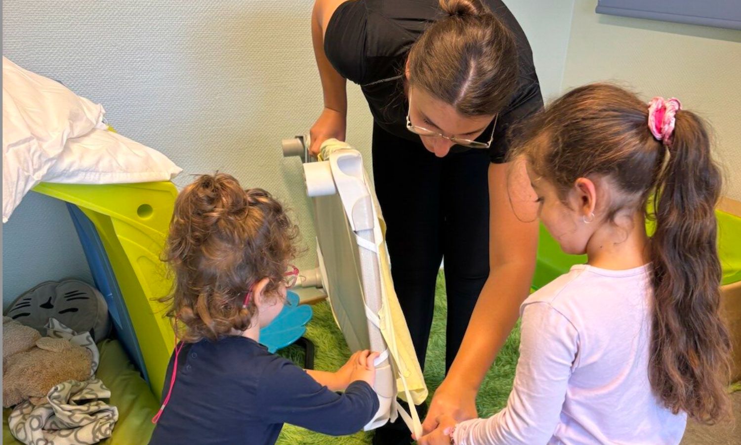Petits gestes, grande solidarité : les enfants apprennent à s’entraider